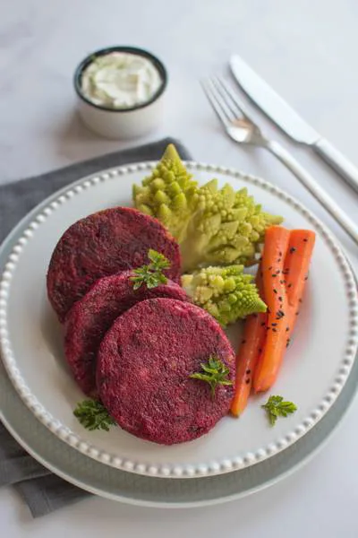 Burger buraczkowy 42 szt. 3 kg