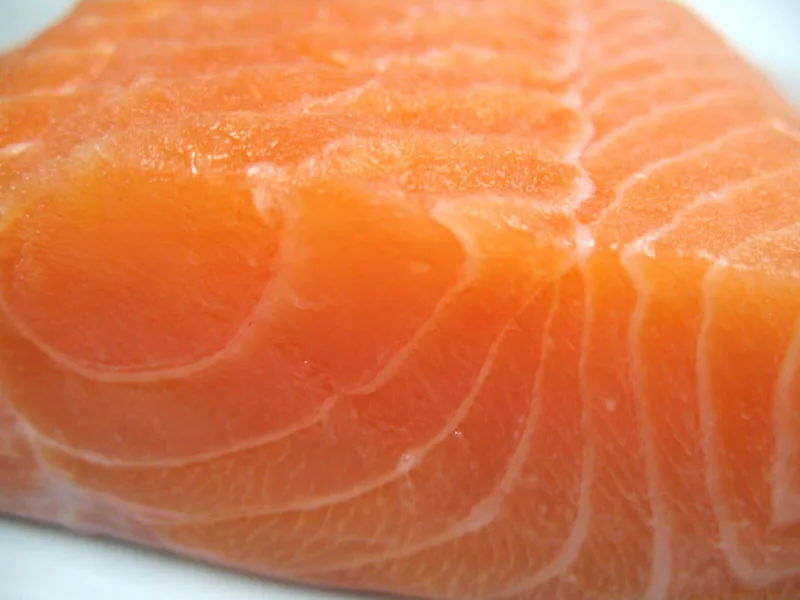 Łosoś norweski filet ze skórą Trym C mrożony vacuum (1,0-1,4 kg)